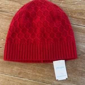 NWTs hat very soft 100% cashmere